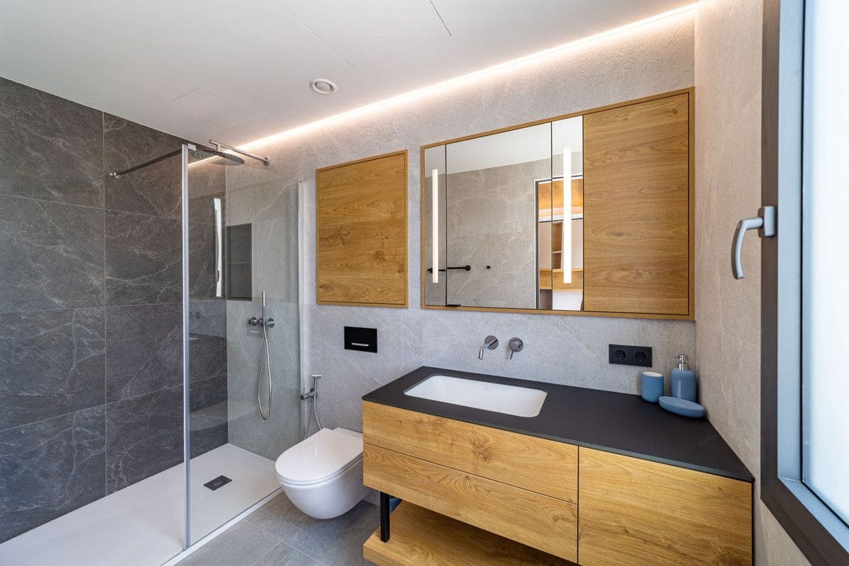 5 slaapkamer Villa te koop in Marbella met zwembad - € 2.995.000 (Ref: 9993473)