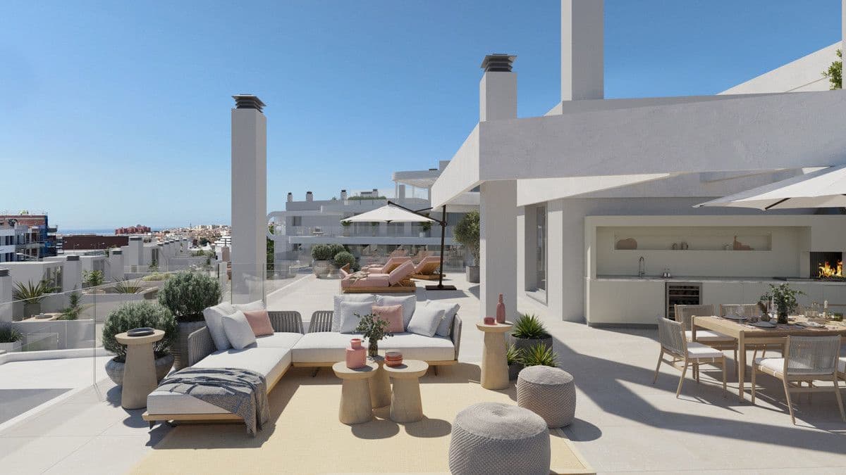 4 makuuhuone Huoneisto myytävänä paikassa Estepona mukana uima-altaan - 795 000 € (Ref: 9993494)