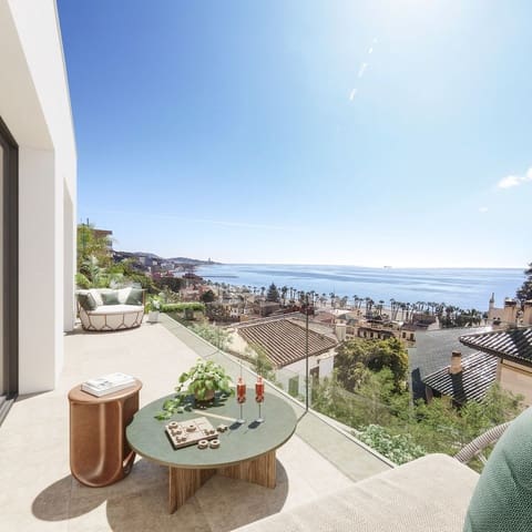 3 sypialnia Dom na sprzedaż w Miasto Málaga z basenem - 2 790 000 € (Ref: 9993498)