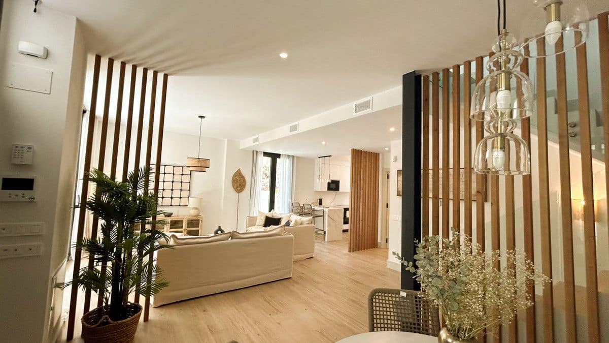 3 soveværelse Villa til salg i Malaga by med swimmingpool - € 1.750.000 (Ref: 9993500)