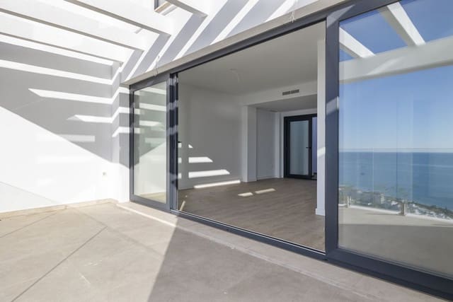 Casa de 2 habitaciones en El Peñoncillo, Torrox en venta con piscina - 346.000 € (Ref: 9993503)