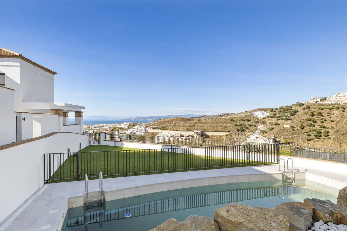 Casa de 2 habitaciones en El Peñoncillo en venta con piscina - 346.000 € (Ref: 9993503)