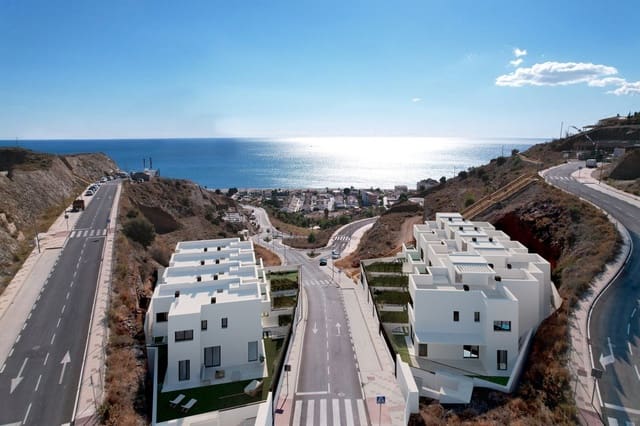4 quarto Casa em Banda para venda em Rincón de la Victoria - 695 000 € (Ref: 9993509)