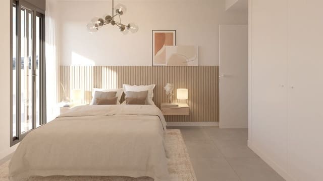 4 soveværelse Byhus til salg i San Roque med swimmingpool - € 490.000 (Ref: 9993510)