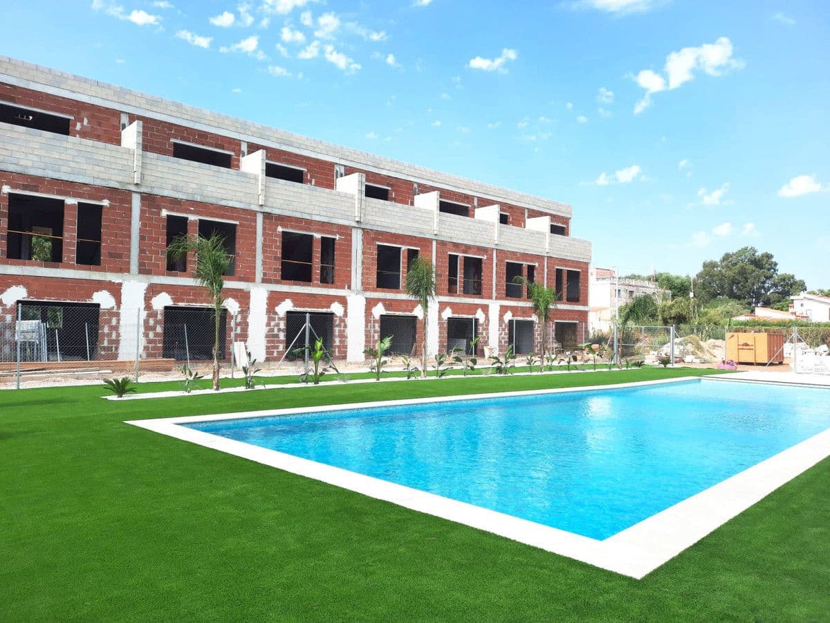 3 bedroom Beach Apartment for sale in El Vergel / Verger with pool - € 395,000 (Ref: 9993517)