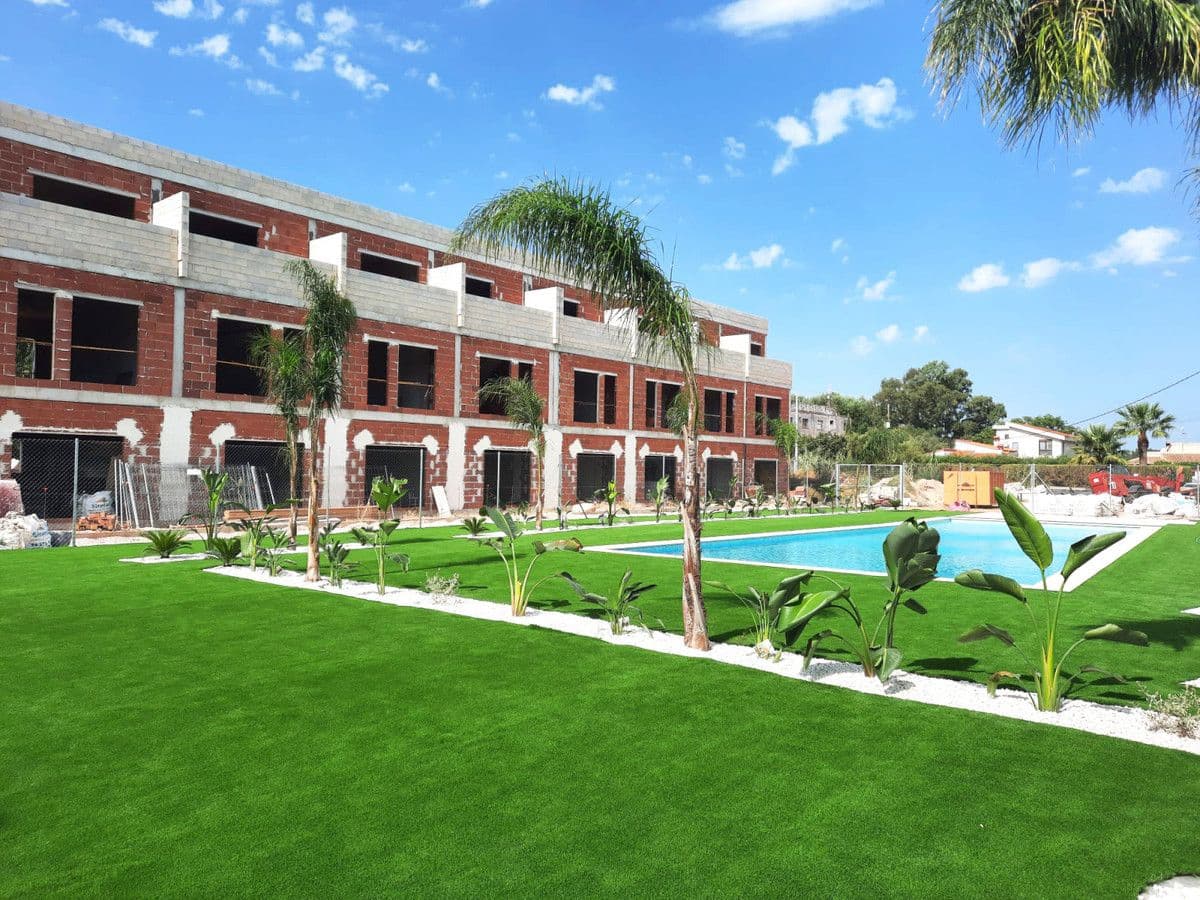 3 bedroom Beach Apartment for sale in El Vergel / Verger with pool - € 395,000 (Ref: 9993517)