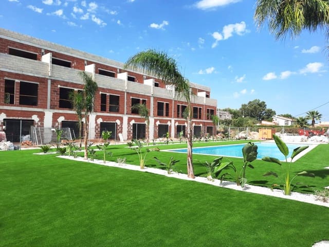 3 quarto Apartamento de Praia para venda em El Vergel / Verger com piscina - 395 000 € (Ref: 9993517)