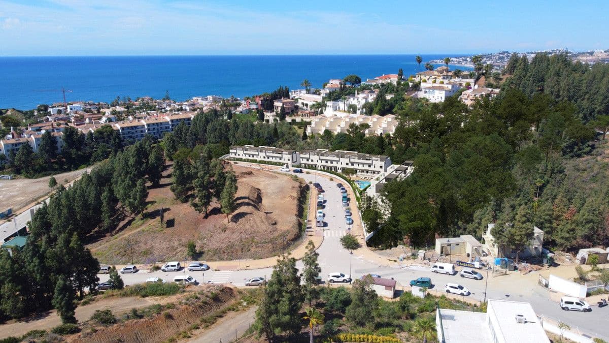 3 bedroom Townhouse for sale in Mijas with pool - € 999,000 (Ref: 9993521)
