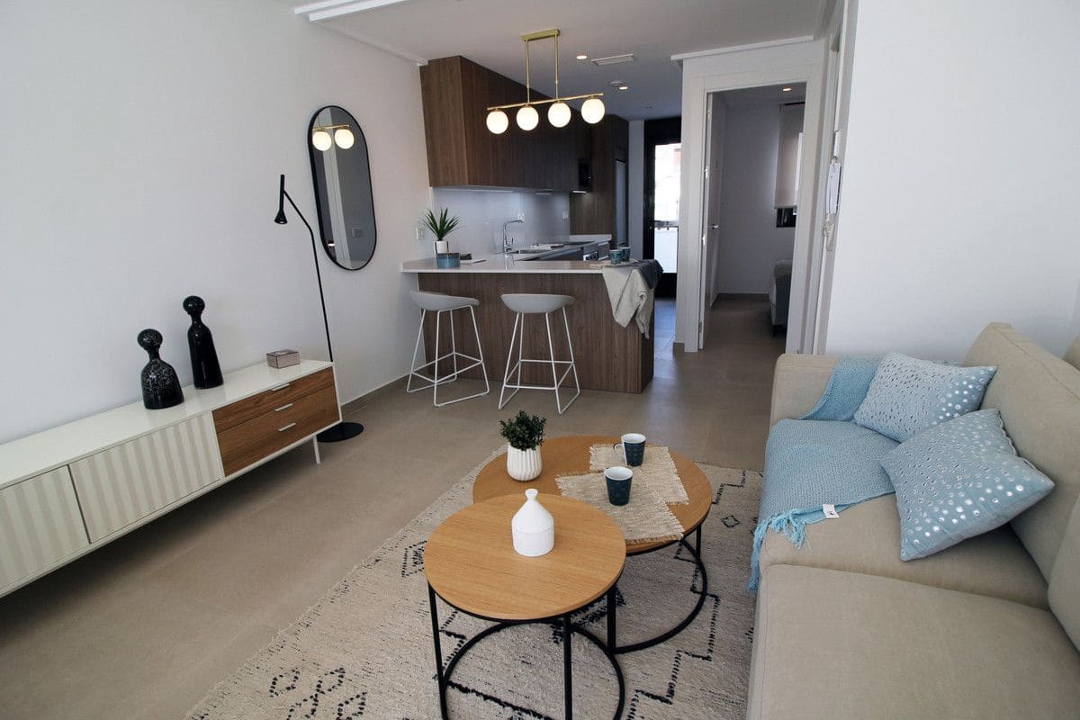 3 sypialnia Dom na sprzedaż w Pilar de la Horadada z basenem - 354 900 € (Ref: 9993529)