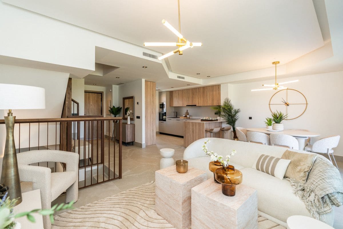 3 soverom Hus til salgs i Mijas Golf med svømmebasseng - € 650 000 (Ref: 9993532)