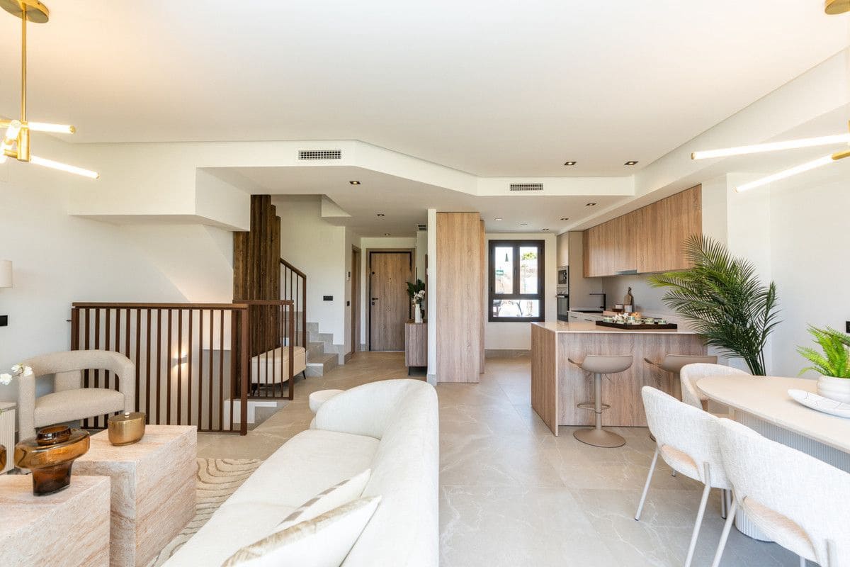 3 soverom Hus til salgs i Mijas Golf med svømmebasseng - € 650 000 (Ref: 9993532)