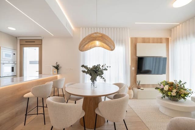 3 soverom Kjedet enebolig til salgs i Los Alcázares med svømmebasseng - € 469 000 (Ref: 9993535)