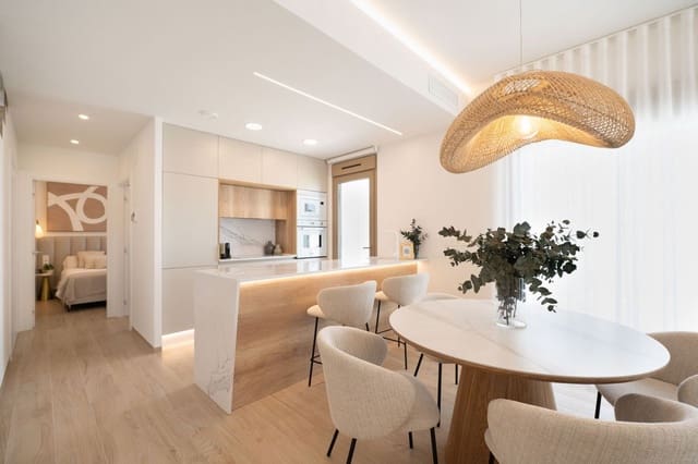 3 soverom Kjedet enebolig til salgs i Los Alcázares med svømmebasseng - € 469 000 (Ref: 9993535)