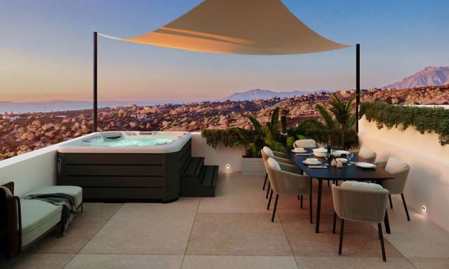3 quarto Moradia em Banda para venda em Elviria, Marbella com piscina - 850 000 € (Ref: 9993552)