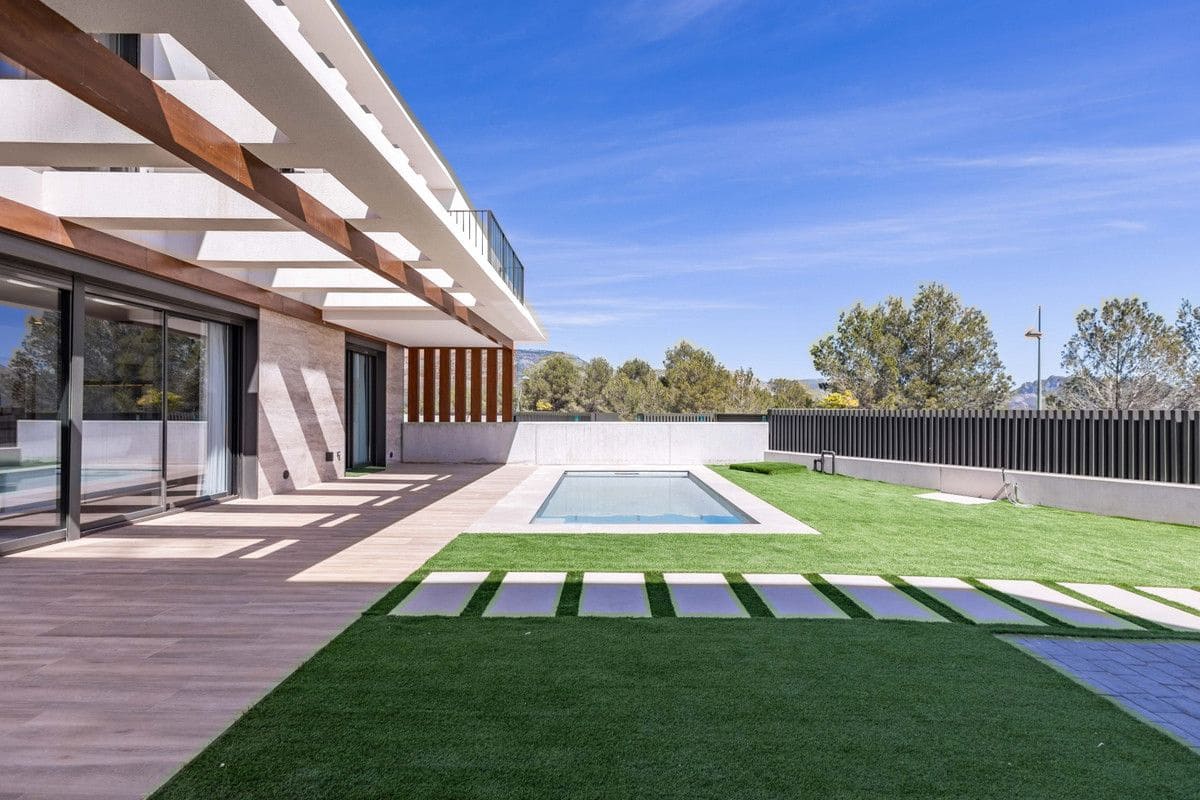 2 Zimmer Villa zu verkaufen in Polop mit Pool - 498.500 € (Ref: 9994426)
