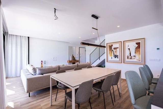 Chalet de 4 habitaciones en Polop en venta con piscina - 768.700 € (Ref: 9994427)