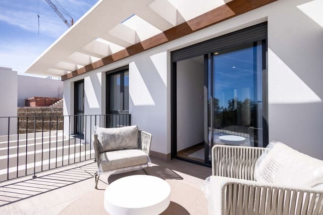 Chalet de 4 habitaciones en Polop en venta con piscina - 768.700 € (Ref: 9994427)