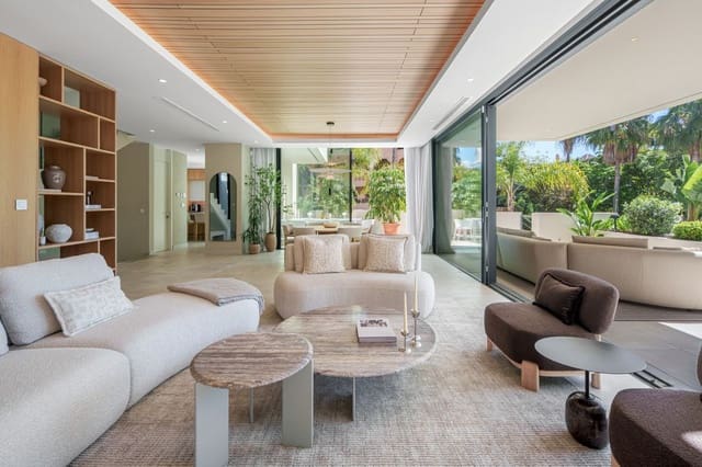 4 soveværelse Villa til salg i El Paraiso, Estepona med swimmingpool - € 2.750.000 (Ref: 9995257)
