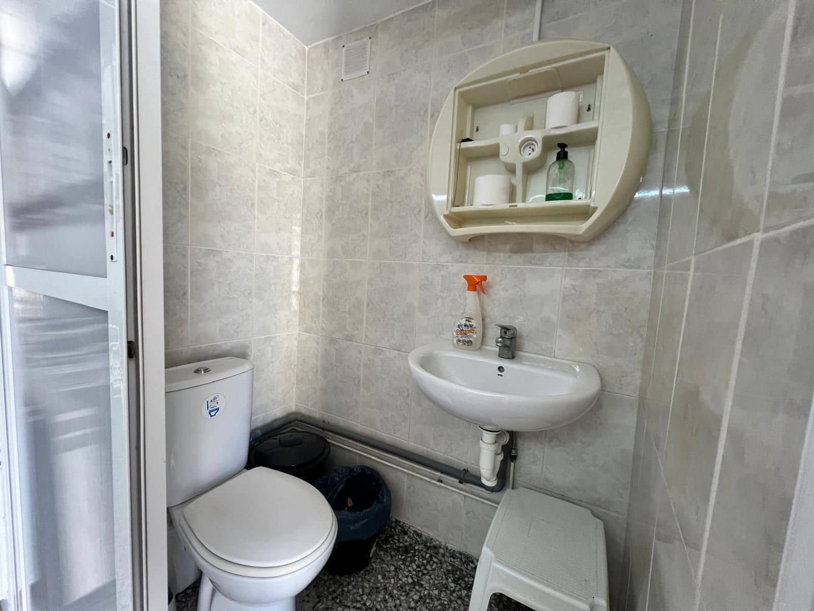 Chalet de 3 habitaciones en Torrevieja en venta con piscina - 315.000 € (Ref: 9995268)