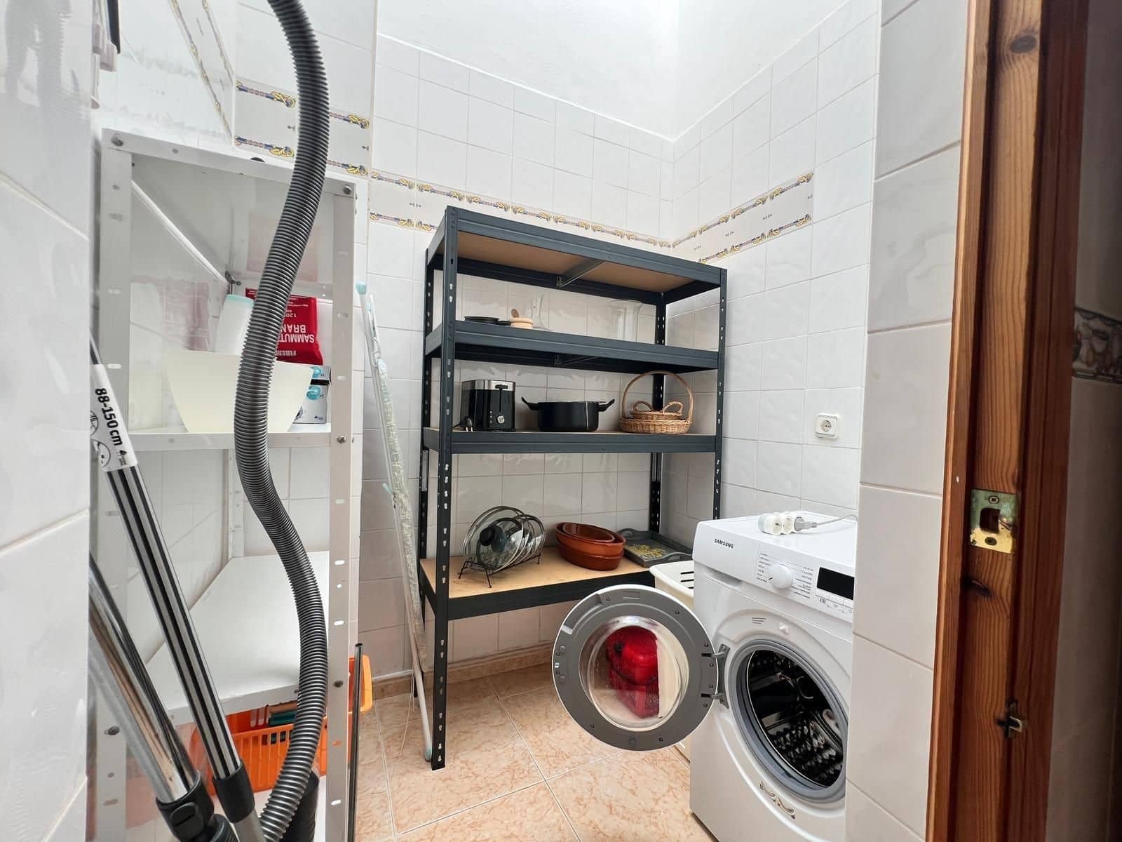 Chalet de 3 habitaciones en Torrevieja en venta con piscina - 315.000 € (Ref: 9995268)