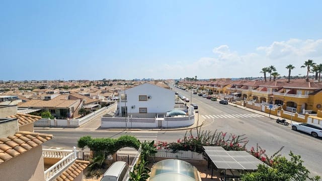 3 slaapkamer Villa te koop in La Zenia, Orihuela met zwembad - € 395.000 (Ref: 9995270)