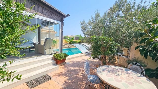 3 slaapkamer Villa te koop in La Zenia, Orihuela met zwembad - € 395.000 (Ref: 9995270)