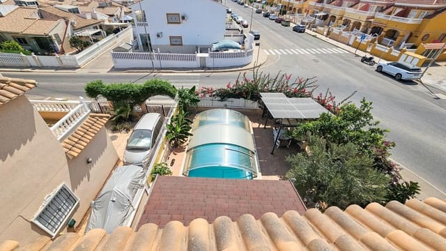 3 slaapkamer Villa te koop in La Zenia, Orihuela met zwembad - € 395.000 (Ref: 9995270)