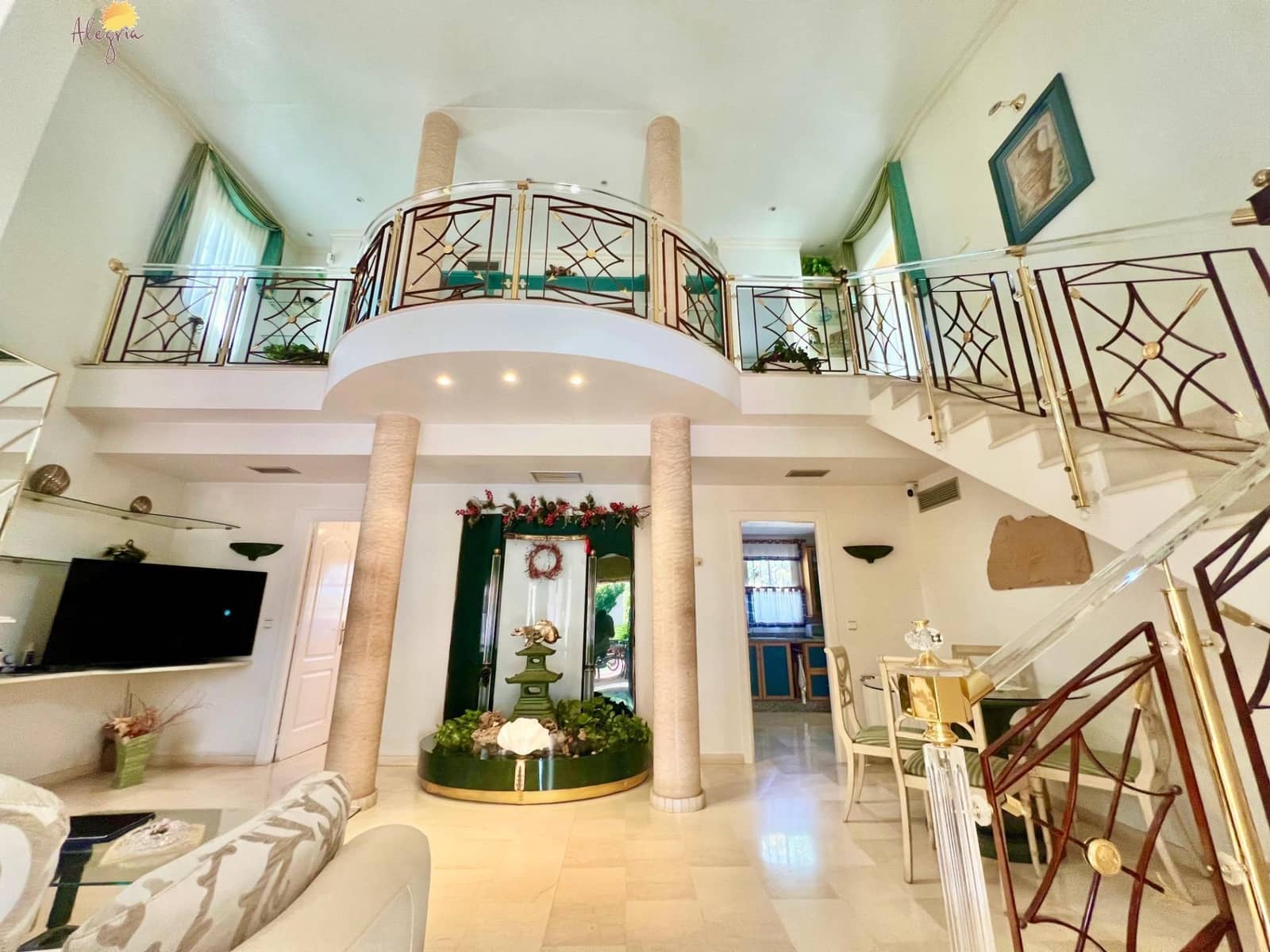 3 bedroom Villa for sale in La Siesta with pool - € 490,000 (Ref: 9995869)