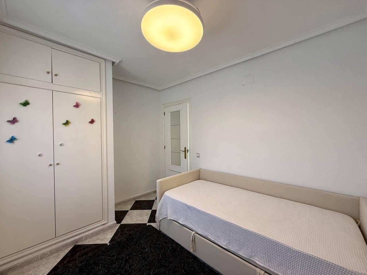 4 slaapkamer Villa te koop in Orihuela Costa met zwembad - € 359.000 (Ref: 9995871)