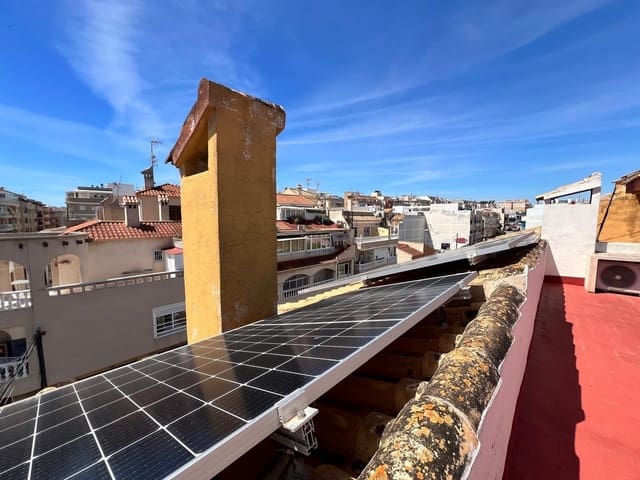 2 soveværelse Lejlighed til salg i Centro, Torrevieja - € 194.000 (Ref: 9995877)