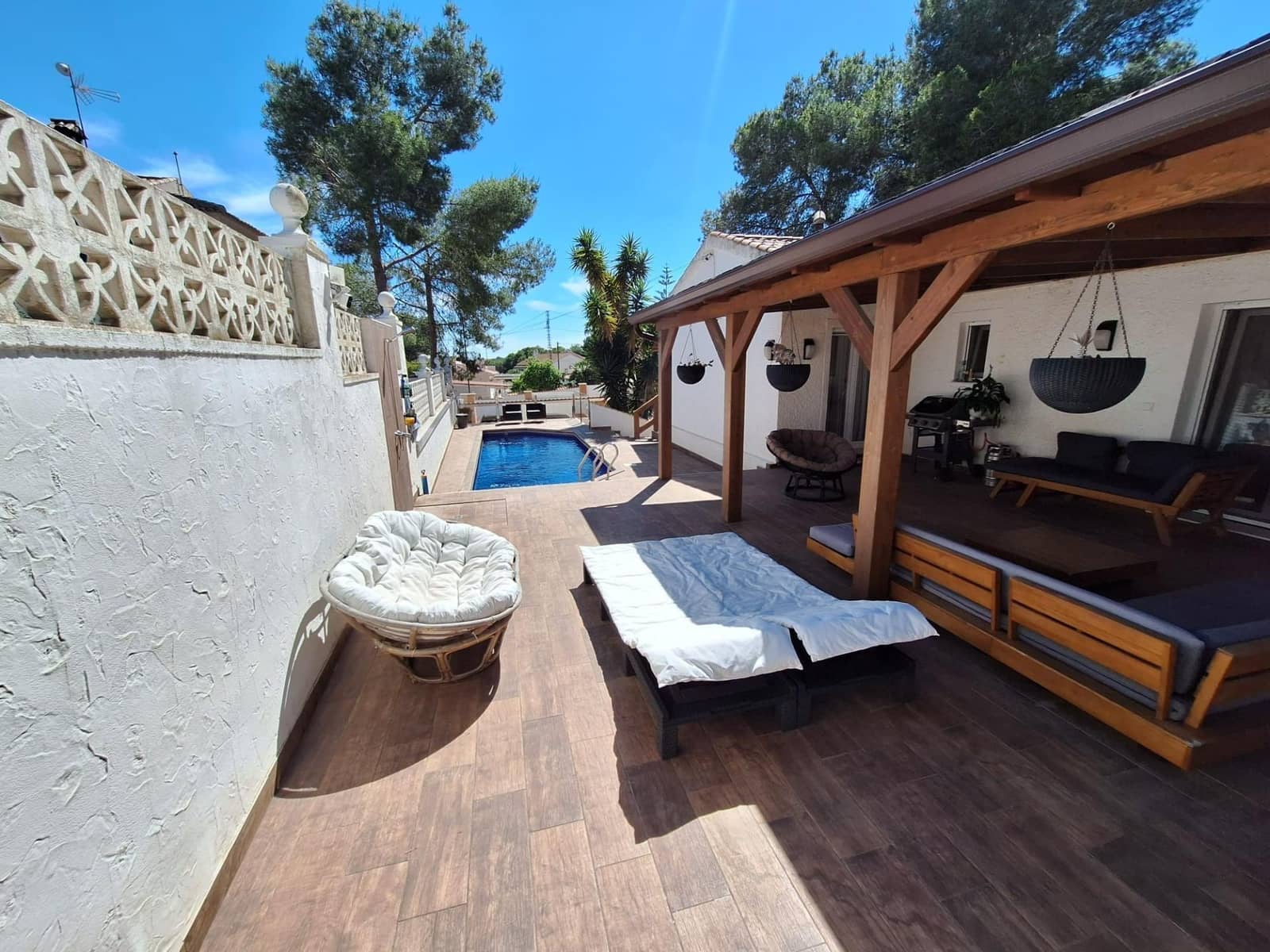3 soveværelse Villa til salg i Pinar de Campoverde med swimmingpool - € 475.000 (Ref: 9995878)