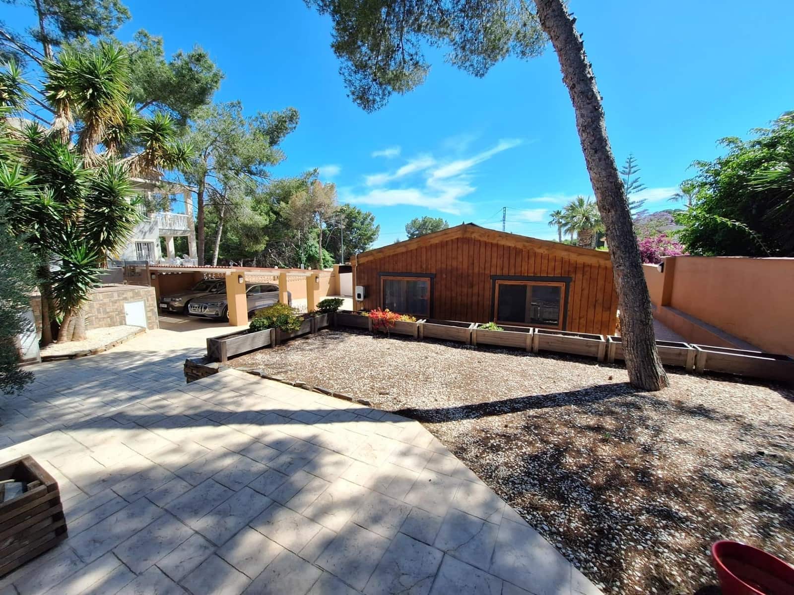 3 soveværelse Villa til salg i Pinar de Campoverde med swimmingpool - € 475.000 (Ref: 9995878)