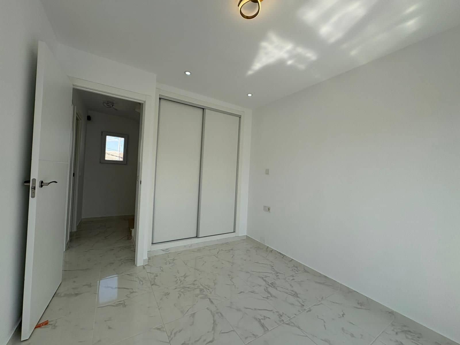 3 soverom Hus til salgs i La Siesta - € 229 000 (Ref: 9995881)