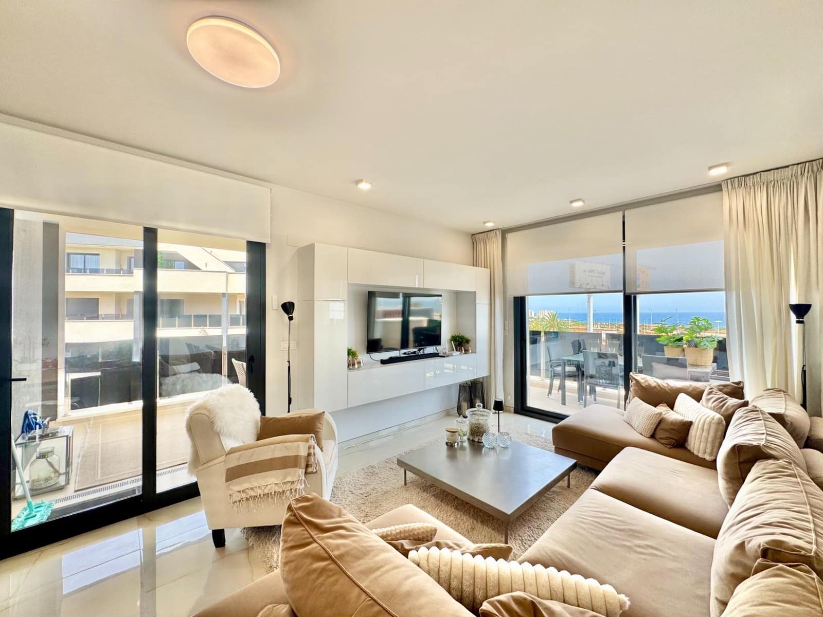 3 Zimmer Apartment zu verkaufen in Orihuela Costa mit Pool Garage - 485.000 € (Ref: 9999984)