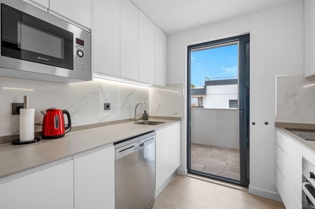 2 makuuhuone Huoneisto myytävänä paikassa La Florida, Orihuela mukana 
autotalli - 249 500 € (Ref: 9999991)