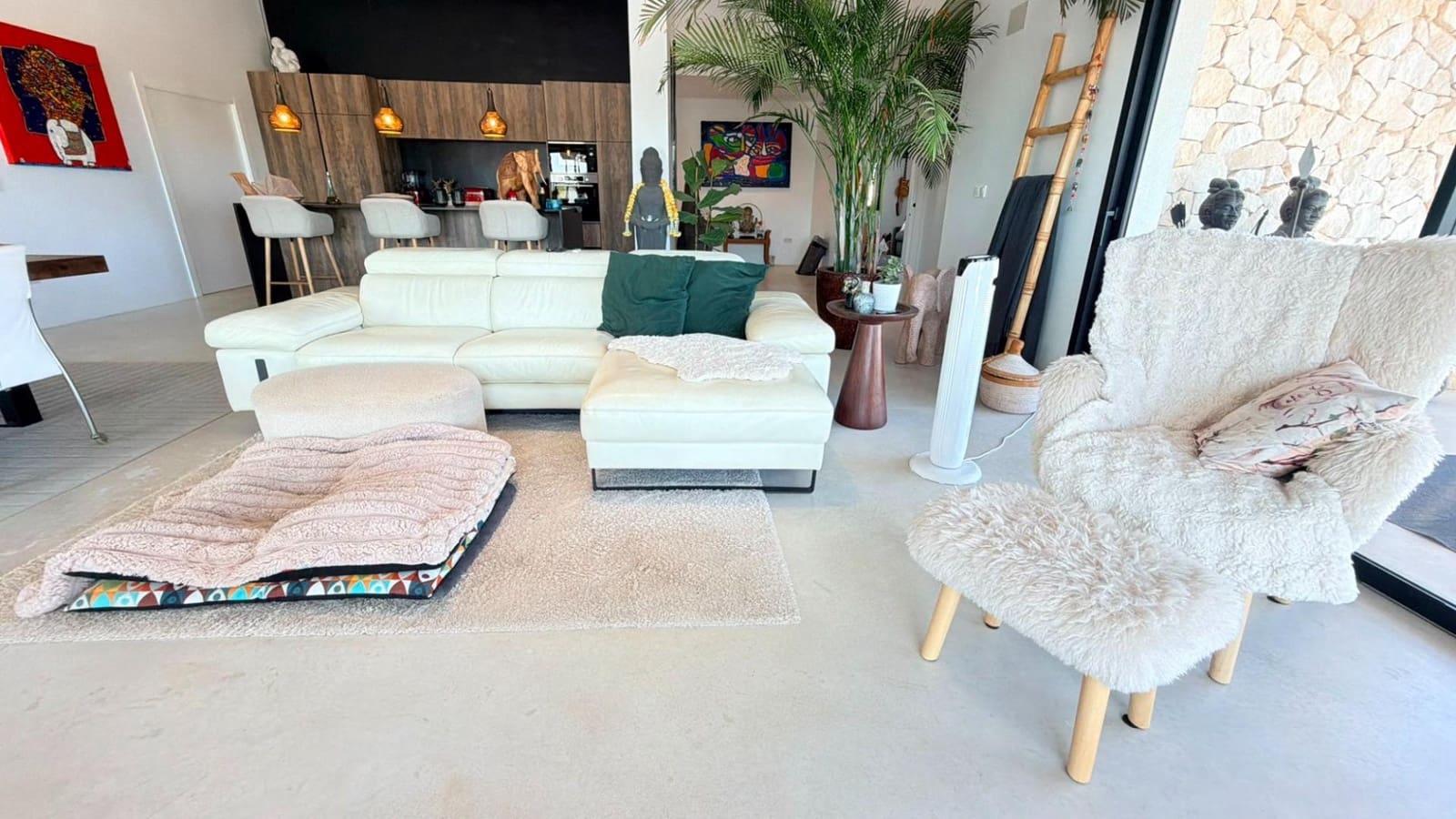 5 soveværelse Villa til salg i Pinoso - € 679.000 (Ref: 9999994)