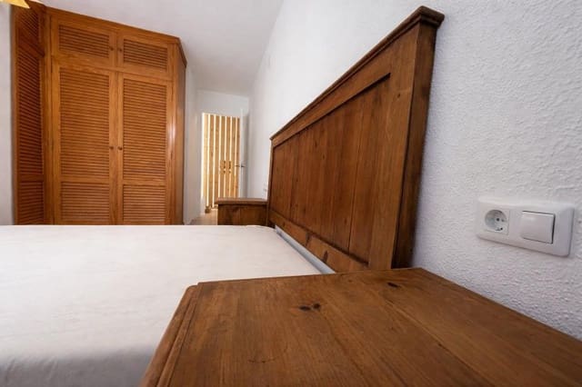 4 soveværelse Villa til salg i El Carmoli, Cartagena med swimmingpool - € 375.000 (Ref: 10029944)