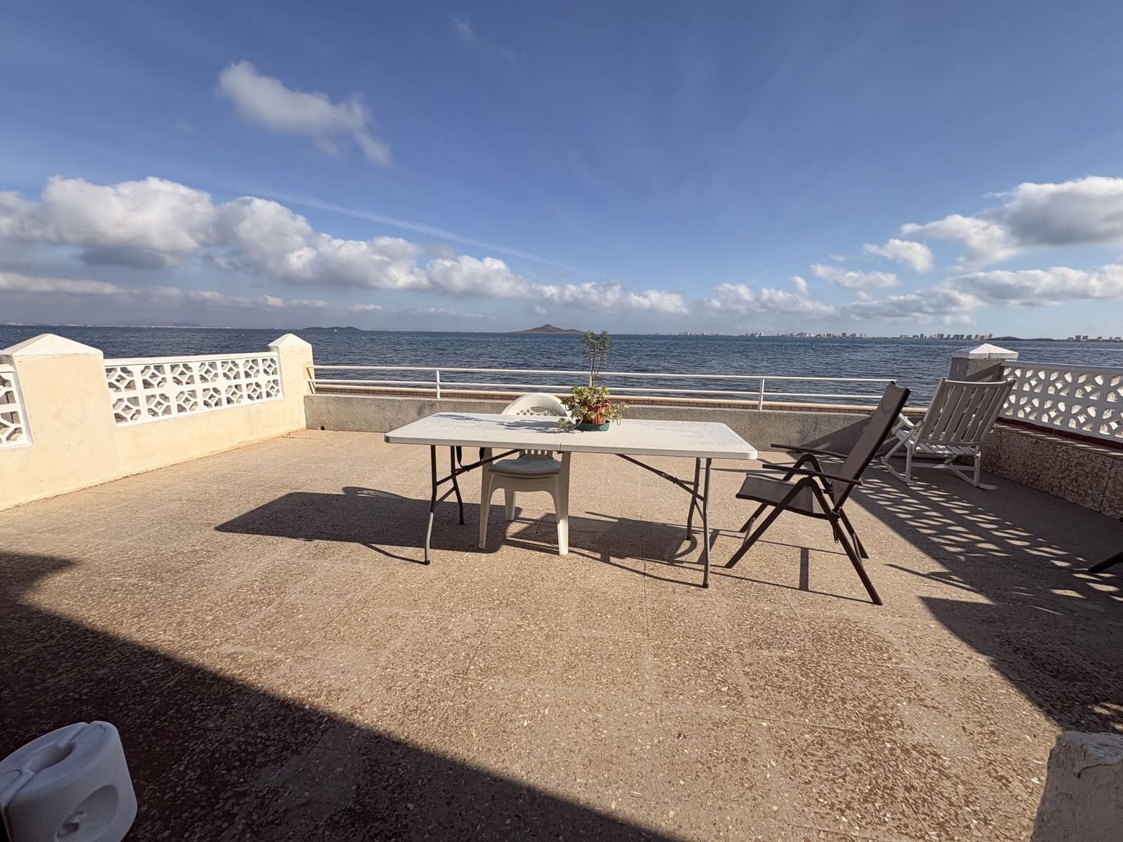 4 bedroom Terraced Villa for sale in Los Nietos with garage - € 230,000 (Ref: 10101346)