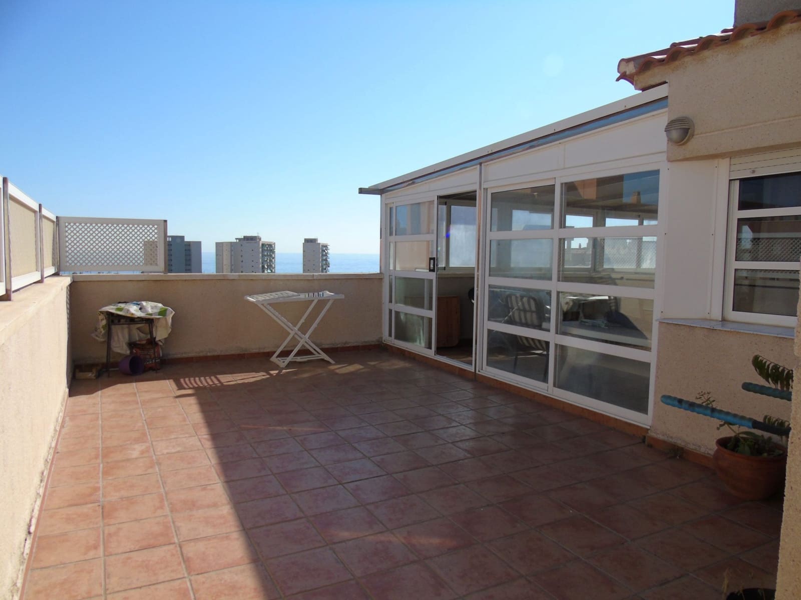 3 bedroom Penthouse for sale in La Manga del Mar Menor with pool garage - € 225,000 (Ref: 8494610)