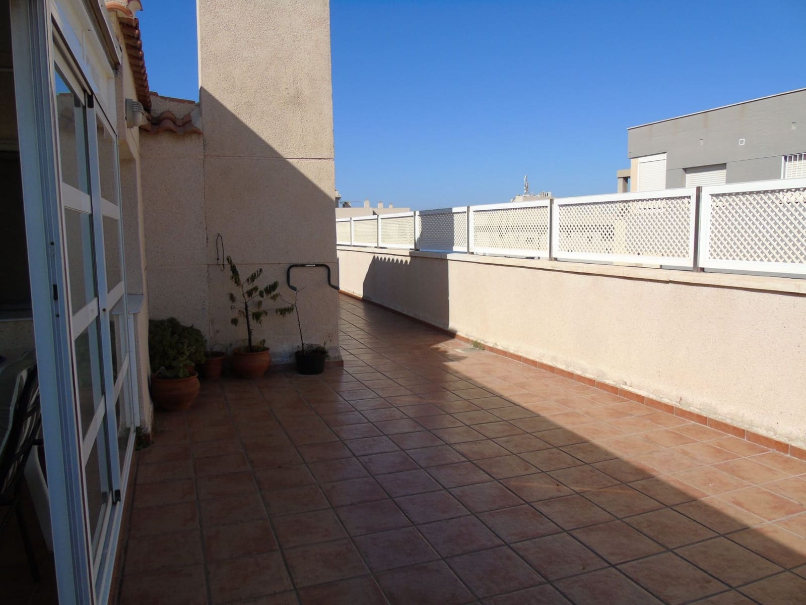 3 bedroom Penthouse for sale in La Manga del Mar Menor with pool garage - € 225,000 (Ref: 8494610)