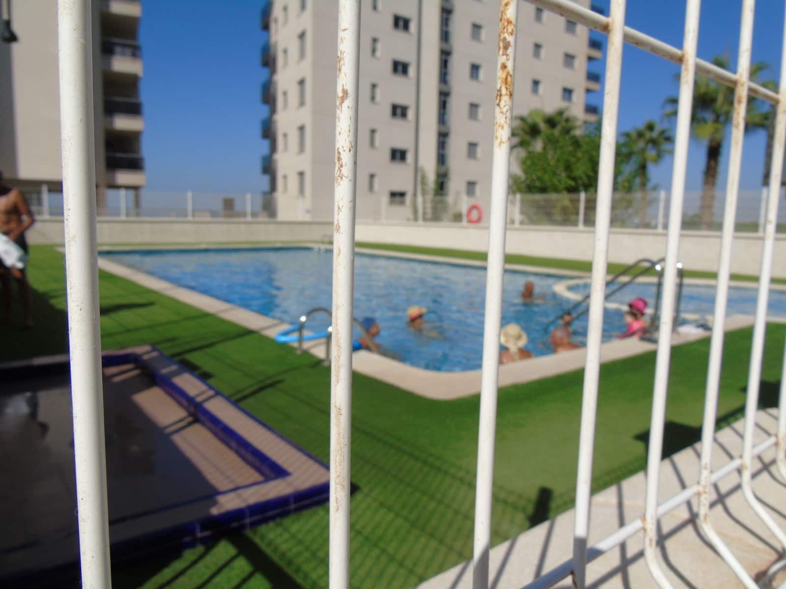 3 bedroom Penthouse for sale in La Manga del Mar Menor with pool garage - € 225,000 (Ref: 8494610)