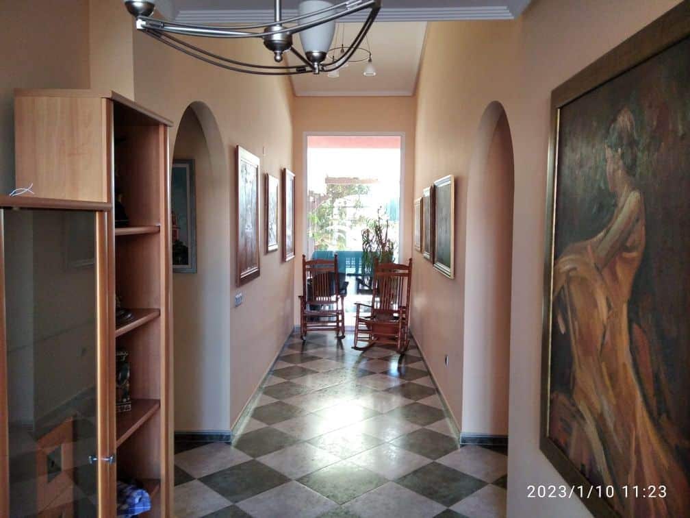 4 soveværelse Villa til salg i Playa Honda med swimmingpool - € 750.000 (Ref: 8494614)