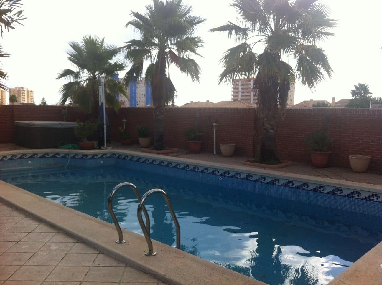 4 soveværelse Villa til salg i Playa Honda med swimmingpool - € 750.000 (Ref: 8494614)