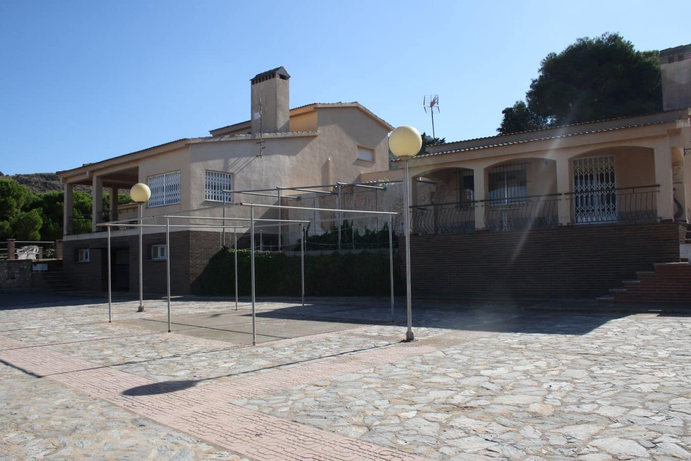 8 soveværelse Villa til salg i Las Barracas med swimmingpool garage - € 790.000 (Ref: 8494626)