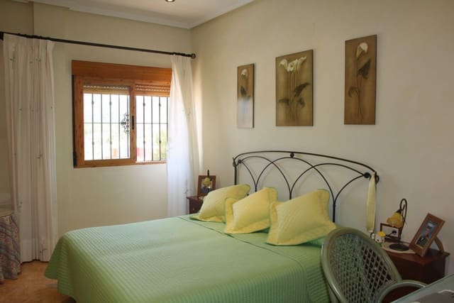 4 soveværelse Villa til salg i Cartagena med swimmingpool garage - € 299.000 (Ref: 8494636)