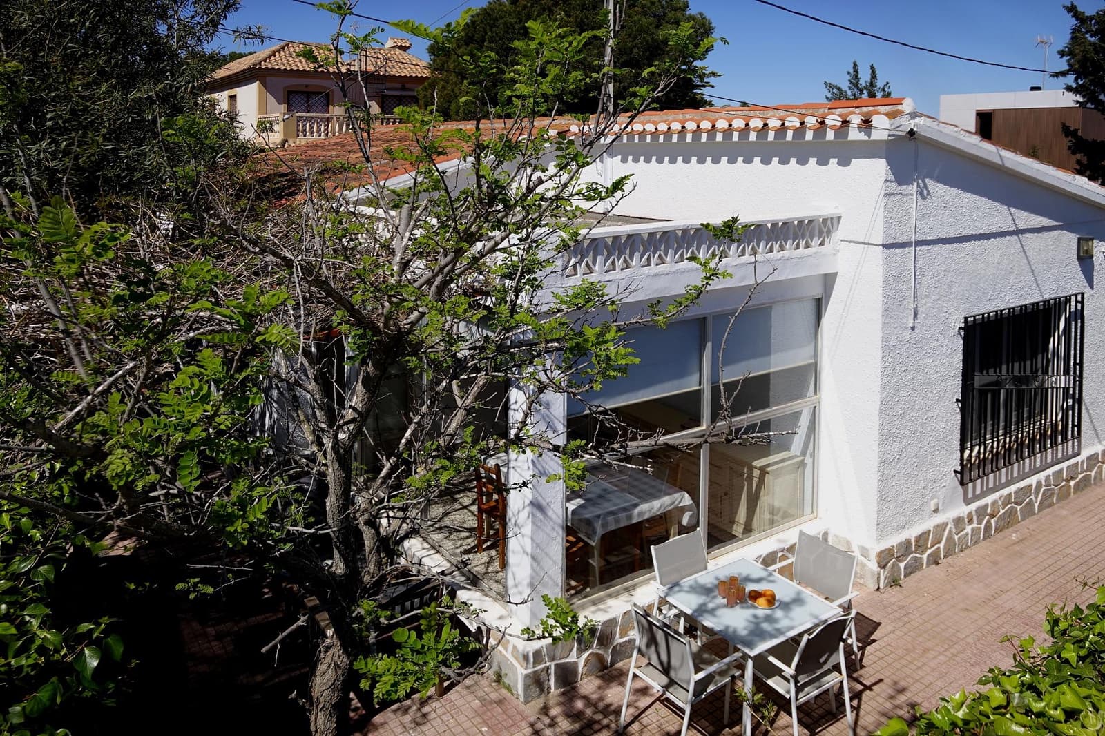 3 soveværelse Bungalow til salg i El Carmoli med swimmingpool garage - € 245.000 (Ref: 8910744)