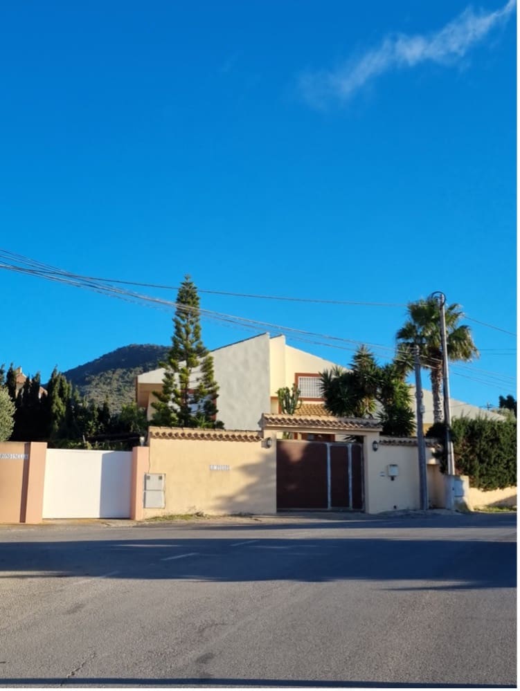 5 sovrum Villa till salu i Los Belones med pool - 695 000 € (Ref: 9141276)