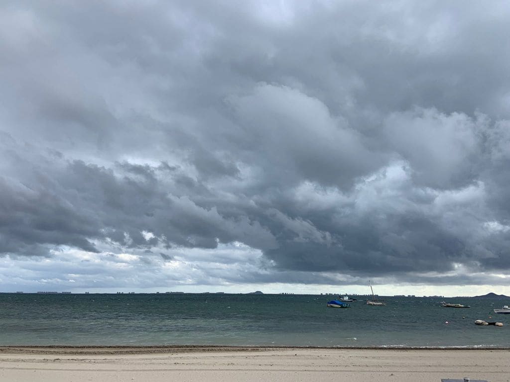 3 soveværelse Lejlighed til salg i Los Alcazares med swimmingpool garage - € 125.000 (Ref: 9275685)