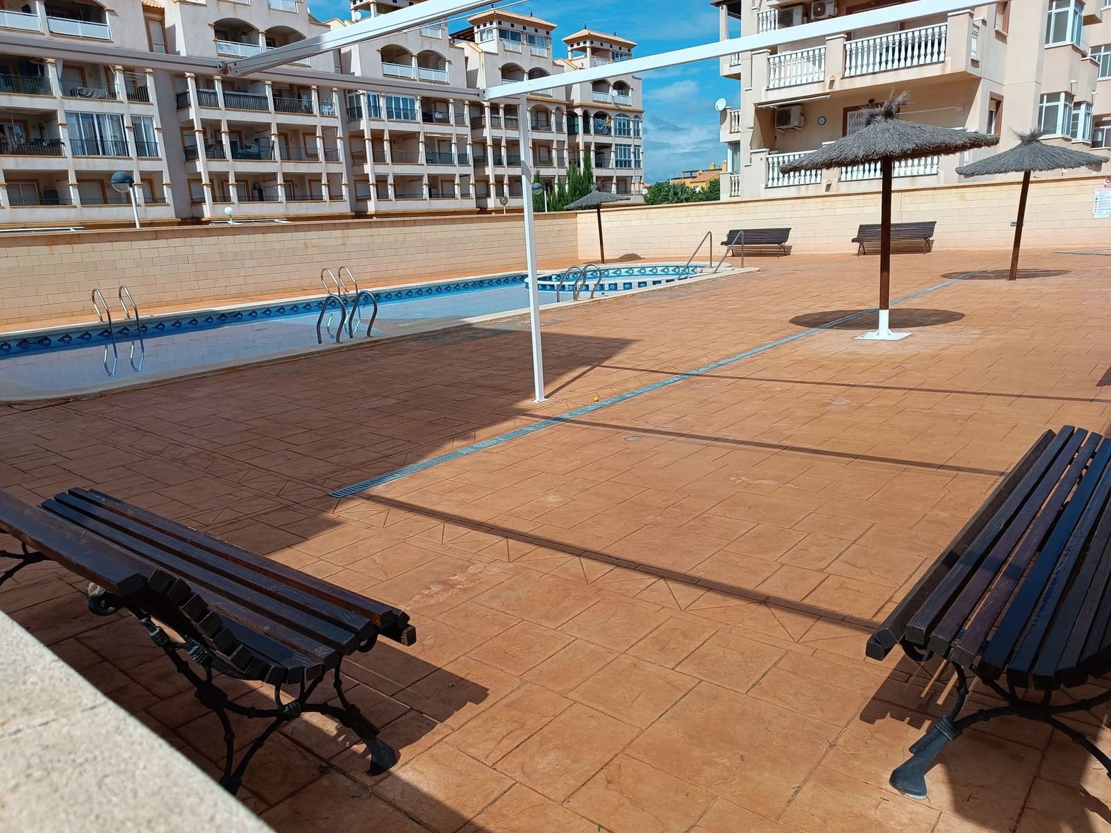 2 soveværelse Lejlighed til salg i Mar de Cristal med swimmingpool garage - € 155.000 (Ref: 9280710)