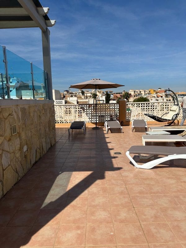 3 soveværelse Villa til salg i El Carmoli med swimmingpool garage - € 399.000 (Ref: 9284096)